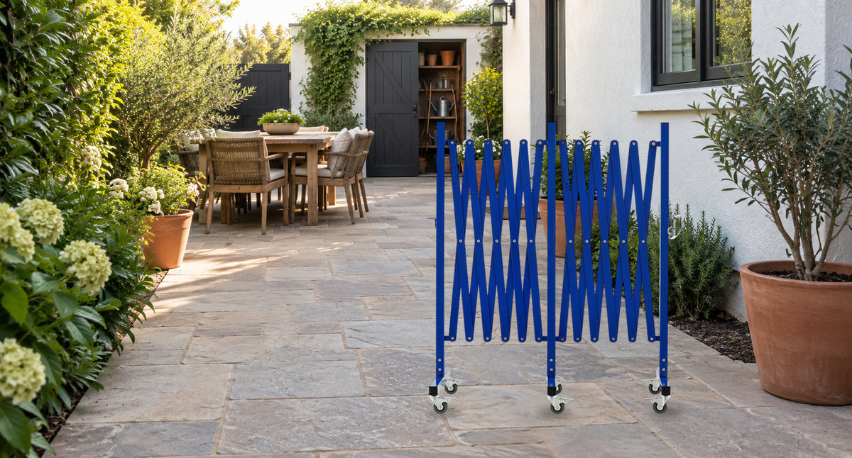 A CLEAR BOUNDARY FOR OUTDOOR TASKS. — GYMTIME Blue expandable barricade