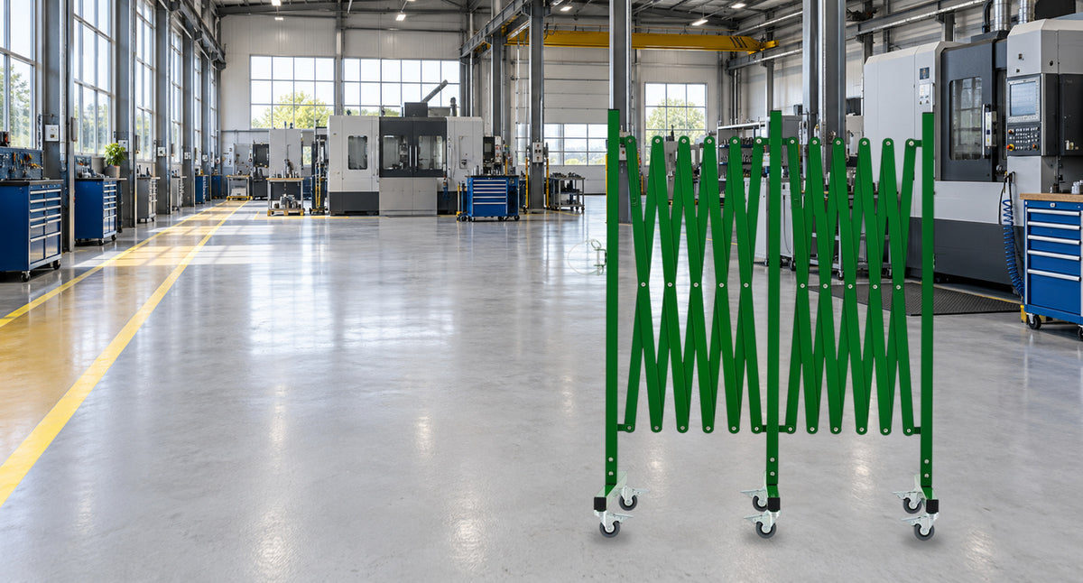 CLEAR BOUNDARIES FOR FACTORY TASKS. — GYMTIME Green expandable barricade