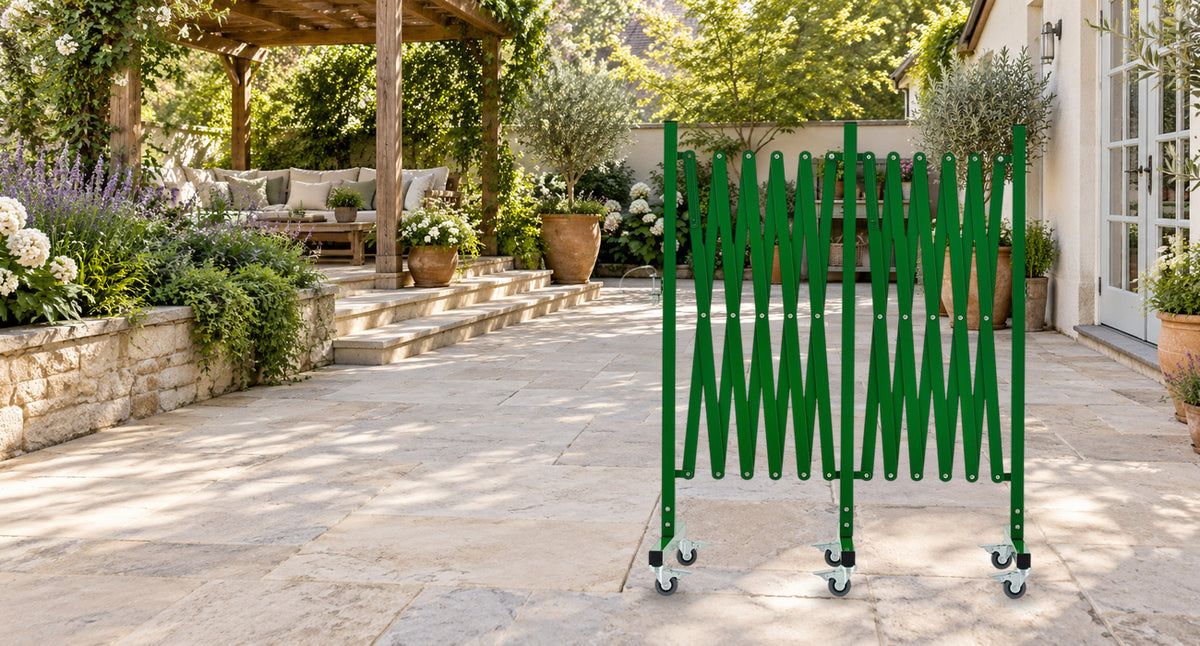 A FLEXIBLE BOUNDARY FOR GARDEN TASKS. — GYMTIME Green expandable barricade